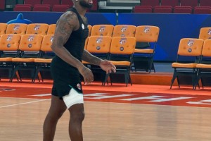 星空体育app下载-备战上海！4主力伤停，杰曼带伤，许利民寄语现有阵容打出水平