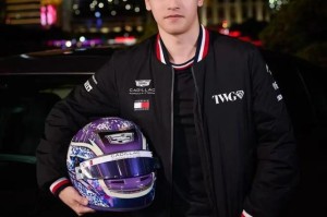 星空体育-F1储备车手周冠宇：目标重回正赛车手行列